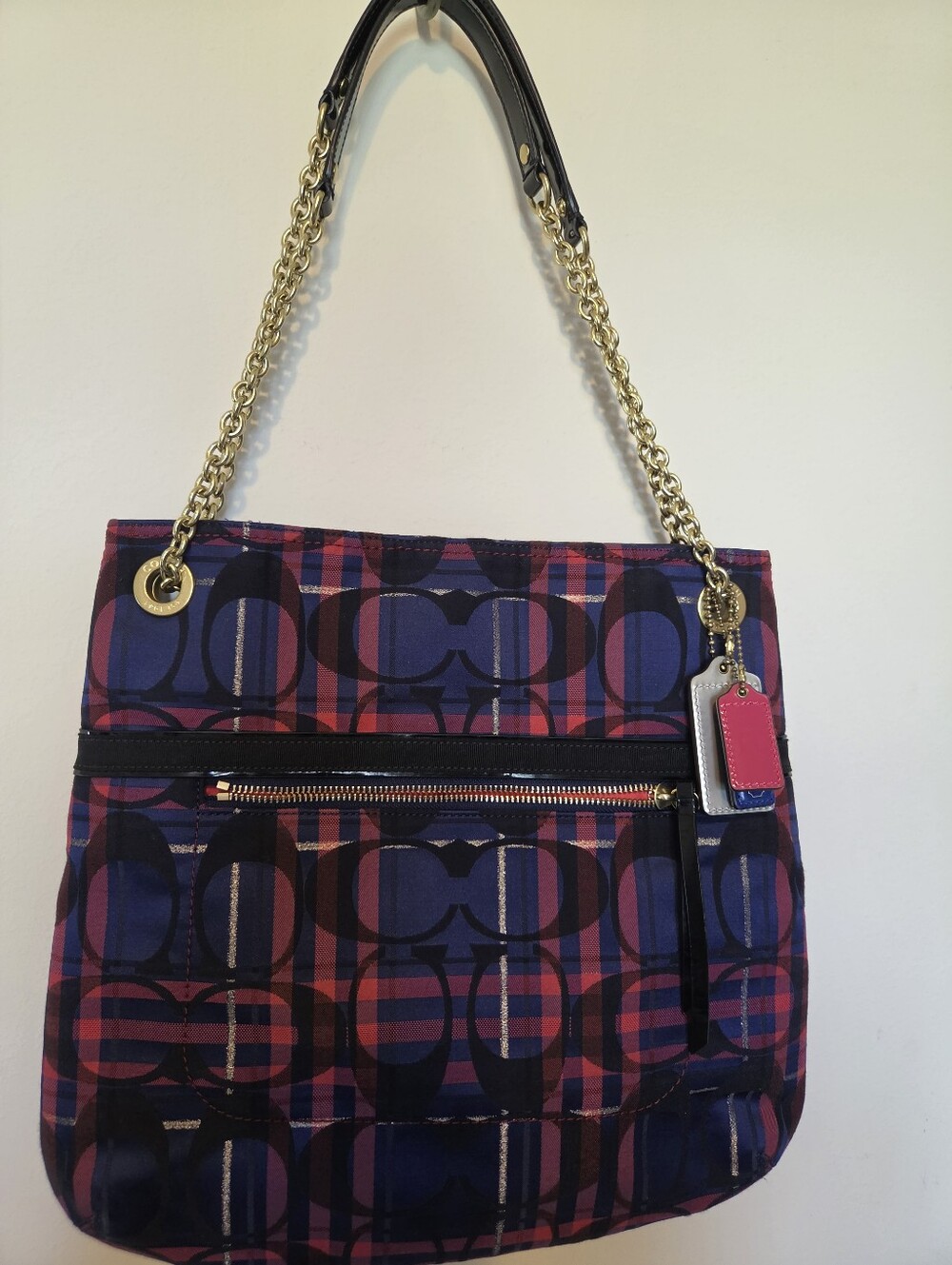 Georgous Coach Poppy Navy & Pink Plaid Signature Chain-Handle Shoulder Bag